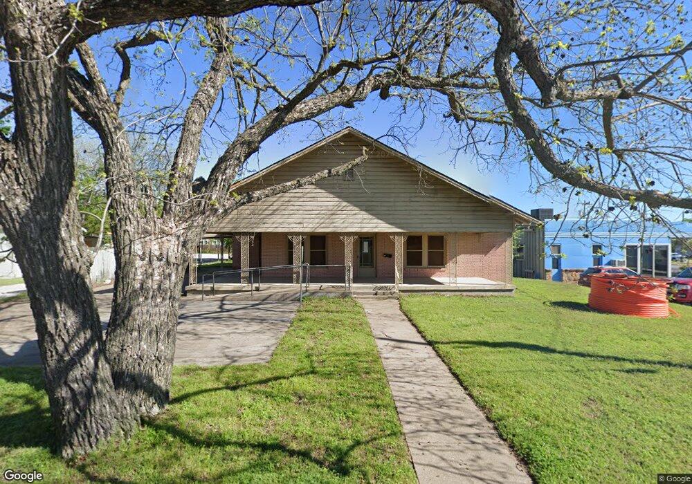 106 W Josephine St, Weatherford, TX 76086 - photo 1