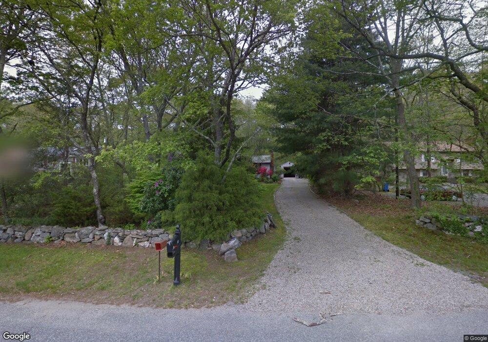 876 Middlebridge Rd, Wakefield, RI 02879 - photo 1