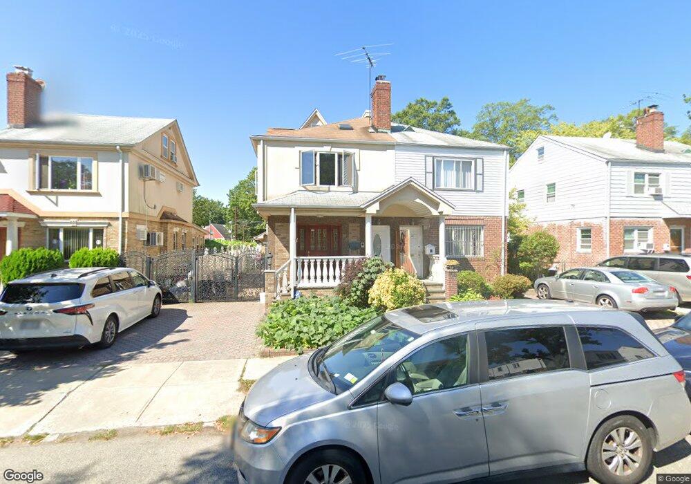 5040 184th St, Fresh Meadows, NY 11365 - photo 1