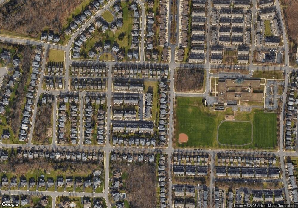 42716 Rolling Rock Square, Chantilly, VA 20152 - photo 1