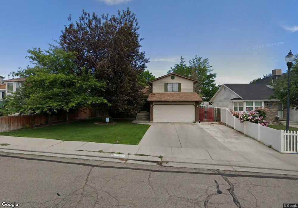 5294 Wake Robin Dr, West Jordan, UT 84081 - photo 1