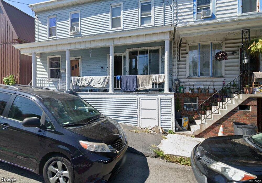 15 W Poplar St, Shenandoah, PA 17976 - photo 1