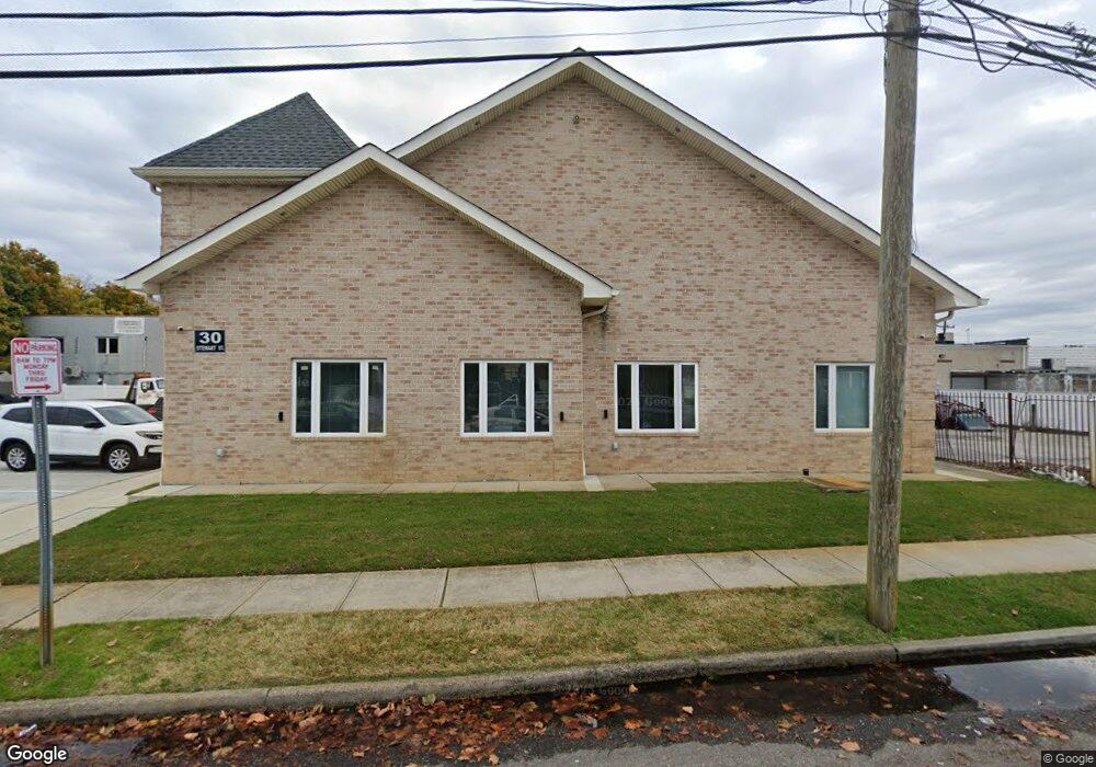 26 Stewart St, Hewlett, NY 11557 - photo 1