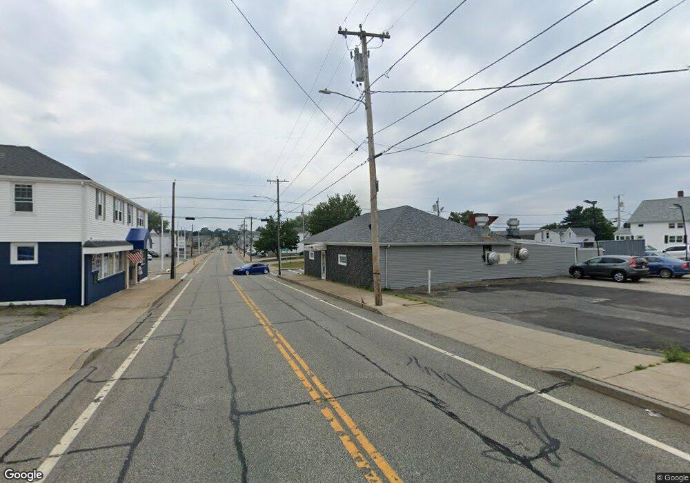 77 Main Rd, Tiverton, RI 02878 - photo 1