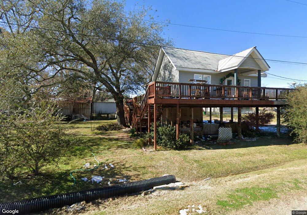 505 N Saint Anthony St, Delcambre, LA 70528 - photo 1