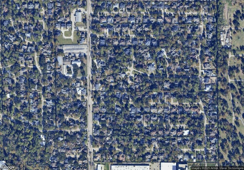 1131 Gray Moss Ln, Houston, TX 77055 - photo 1