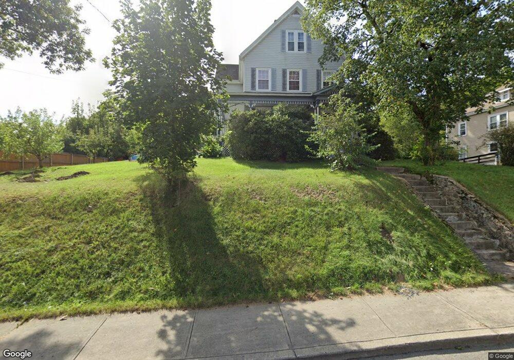24 Cross St, Franklin, MA 02038 - photo 1