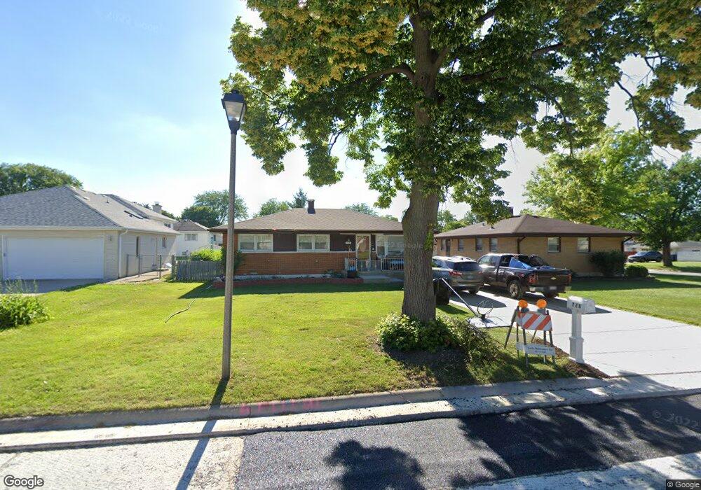 728 N Willow Rd, Elmhurst, IL 60126 - photo 1