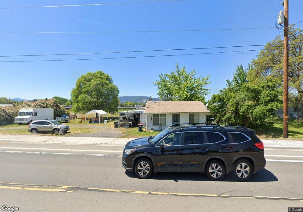 3435 Table Rock Rd, Medford, OR 97504 - photo 1