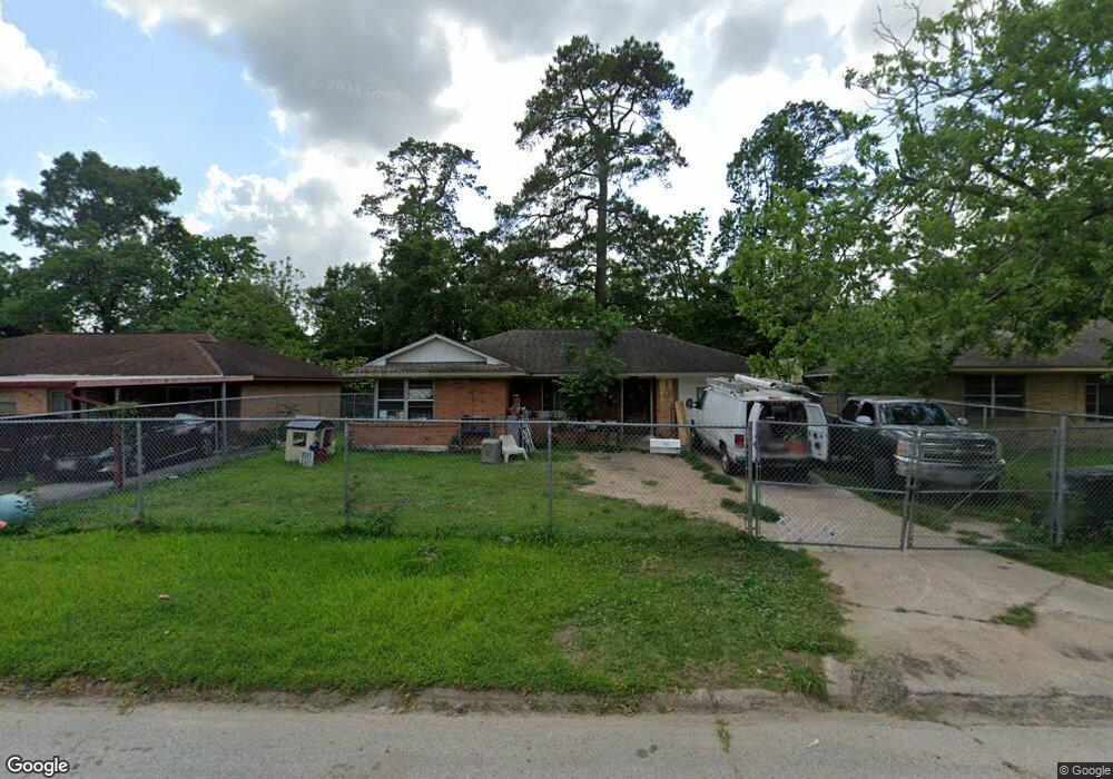 10521 Wolbrook St, Houston, TX 77016 - photo 1