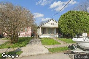 5447 Burgundy St, New Orleans, LA 70117