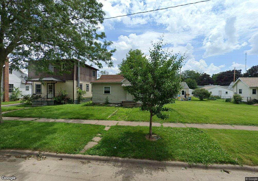645 21st Ave SW, Cedar Rapids, IA 52404 - photo 1