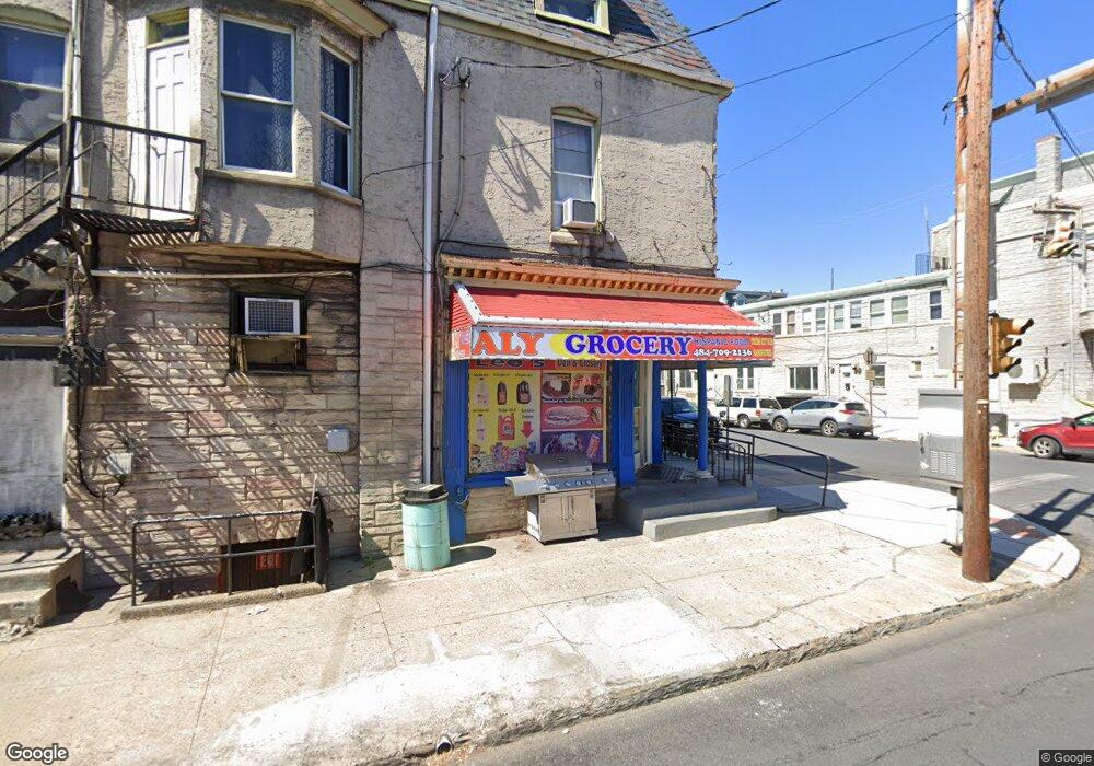 352 Pine St, Reading, PA 19602 - photo 1