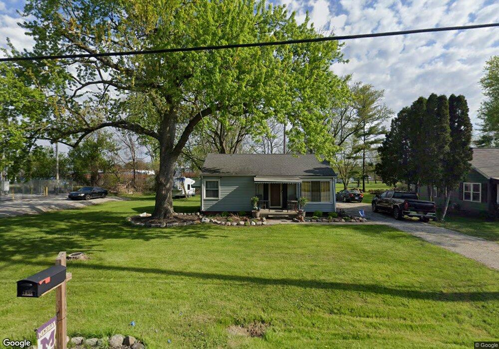 1035 E Judd Rd, Burton, MI 48529 - photo 1