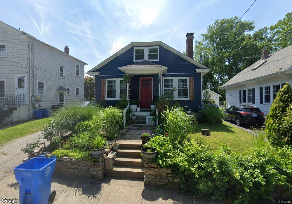 21 Lyndon Rd, Cranston, RI 02905 - photo 1