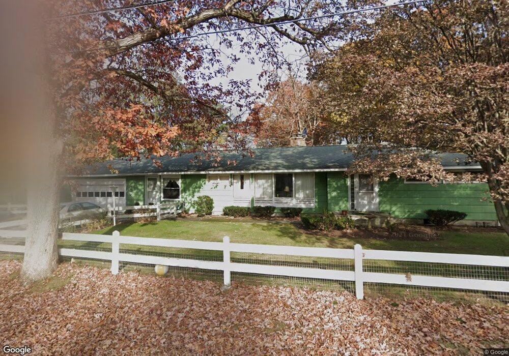 16 Nichols St, North Reading, MA 01864 - photo 1