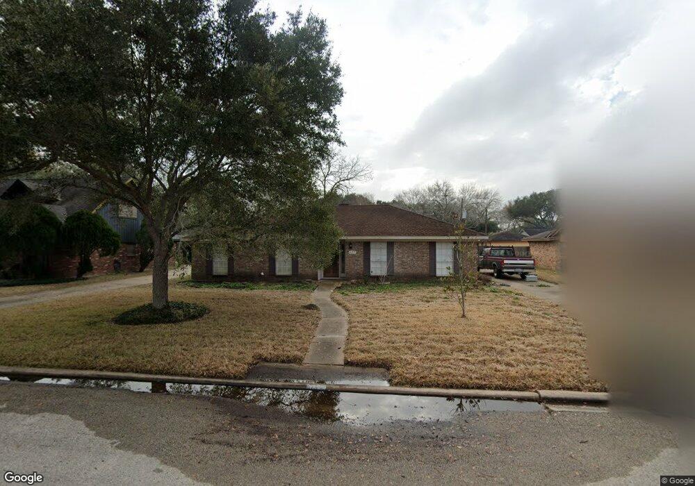 607 Country Club Dr, Richmond, TX 77469 - photo 1