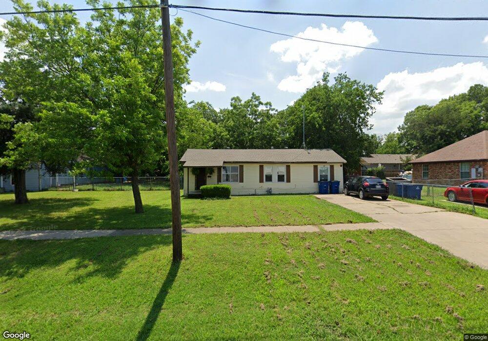 605 SW Main St, Ennis, TX 75119 - photo 1