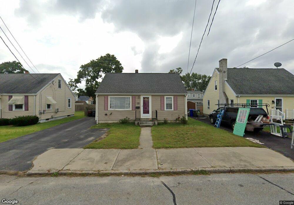 457 Carter Ave, Pawtucket, RI 02861 - photo 1