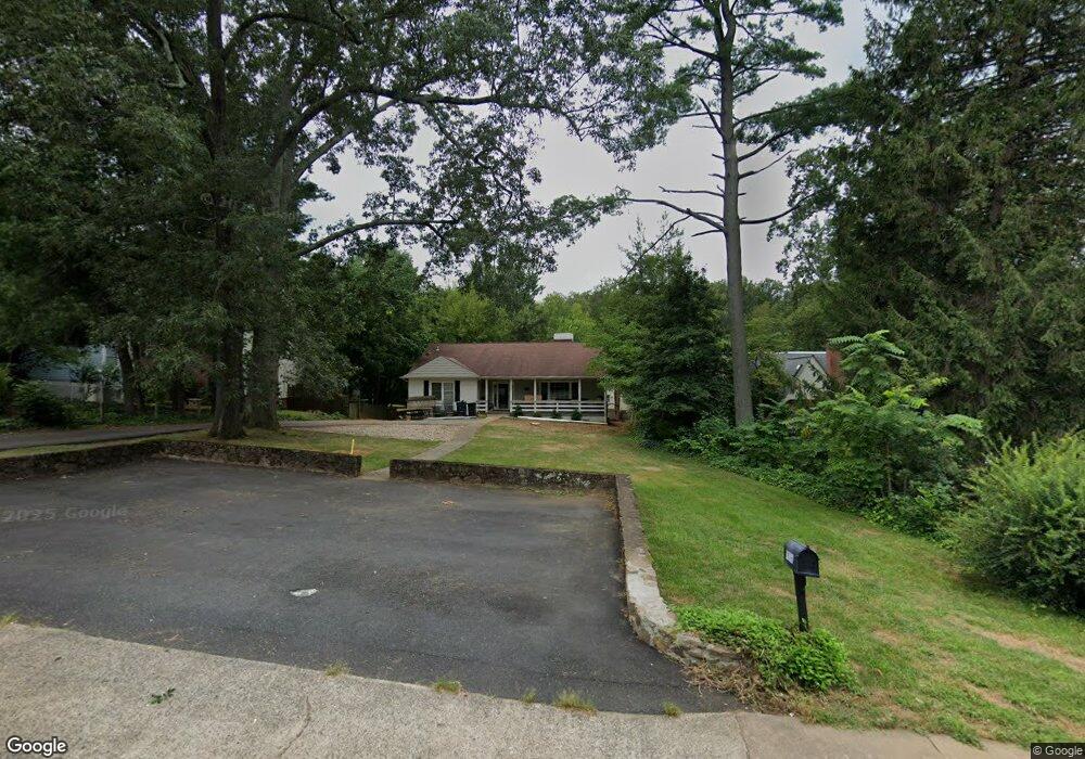 1806 Barracks Rd, Charlottesville, VA 22903 - photo 1