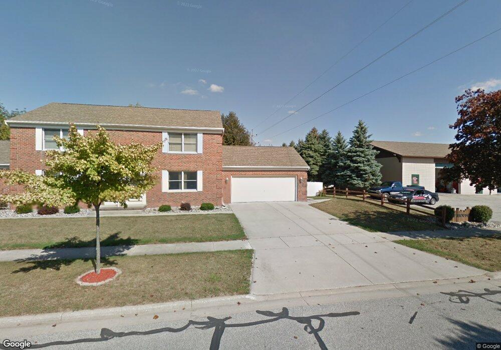 378 Kleiner St, Frankenmuth, MI 48734 - photo 1