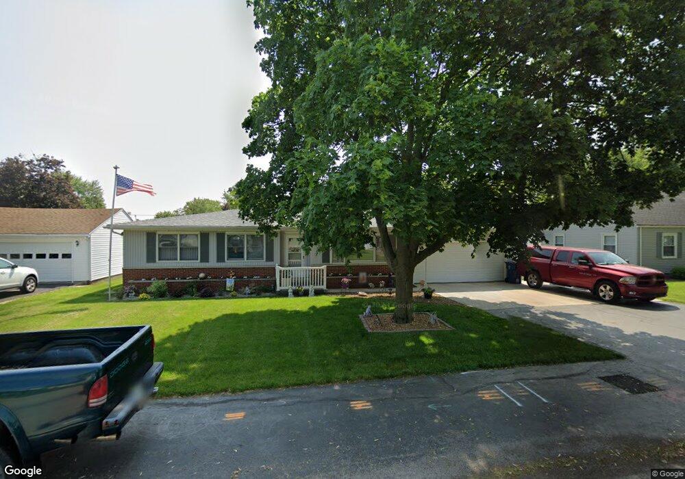 706 N Metts St, Ossian, IN 46777 - photo 1