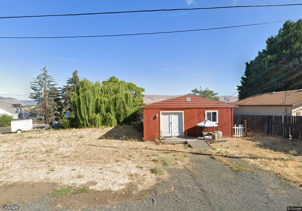2417 E 10th St, the Dalles, OR 97058 - photo 1
