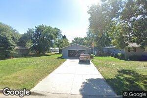 309 10th St, Springfield, SD 57062