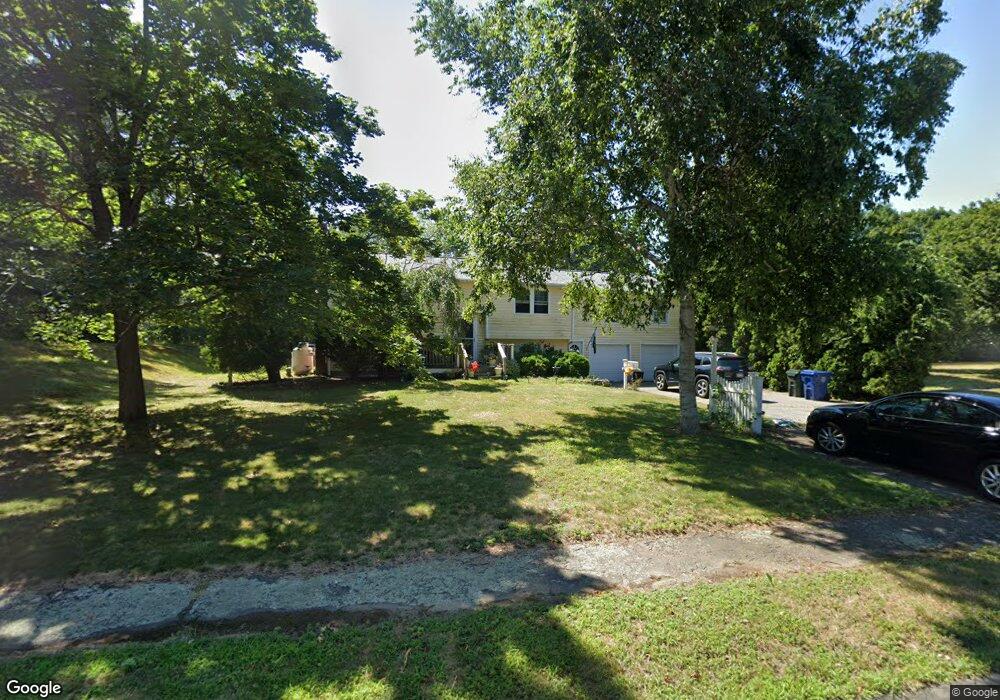 16 Briarwood Dr, Danvers, MA 01923 - photo 1