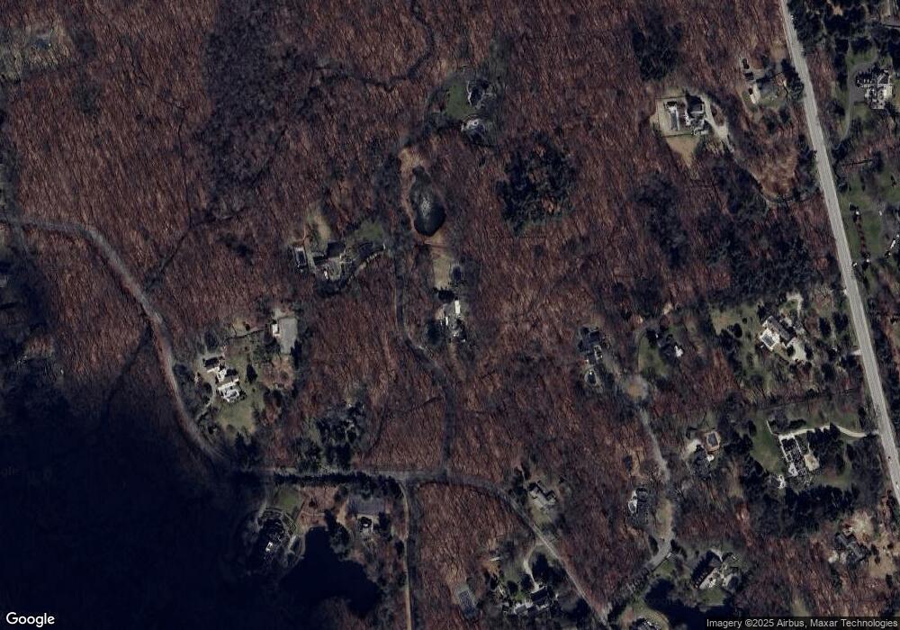 219 Michigan Rd, New Canaan, CT 06840 - photo 1