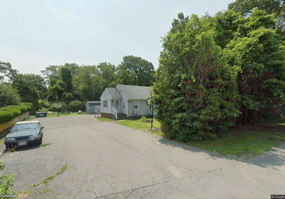 34 Arnold St, South Dartmouth, MA 02748 - photo 1