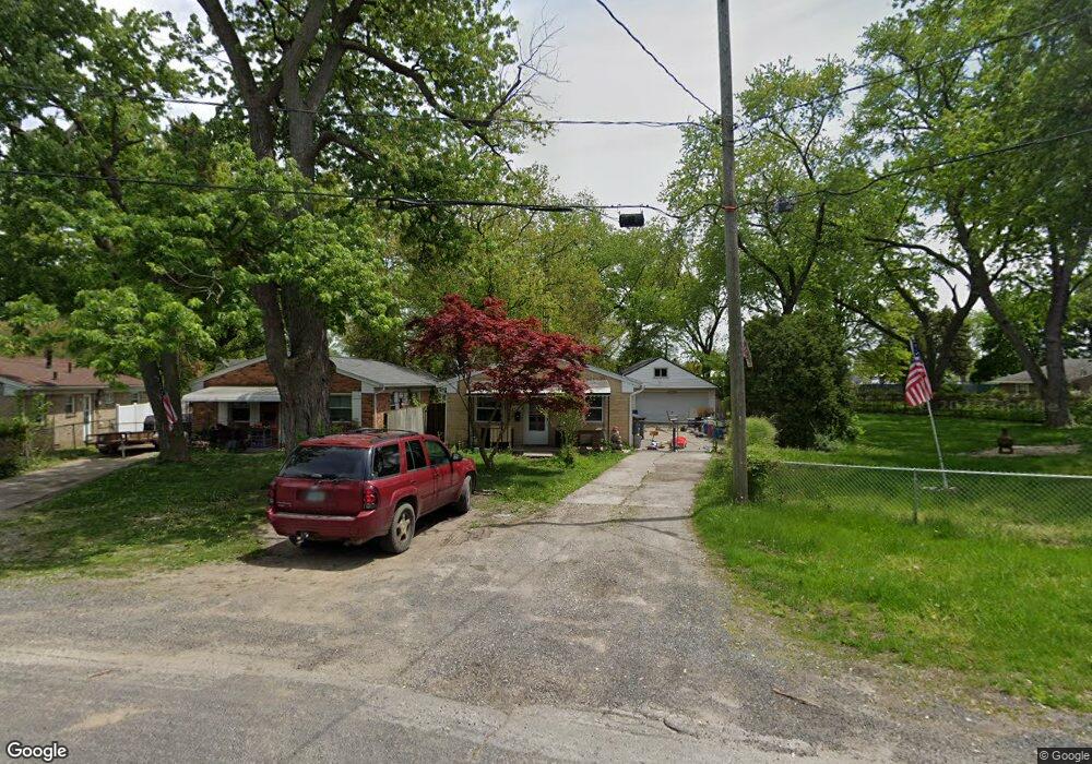 2621 Lima Ave, Toledo, OH 43613 - photo 1