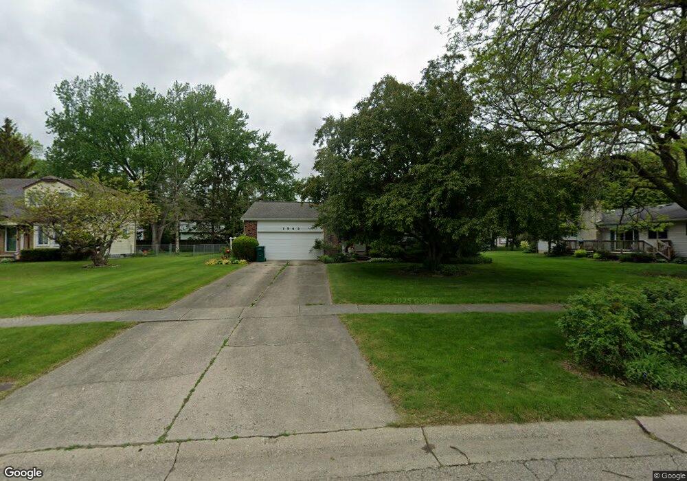 1543 Suzanne Ct, Flushing, MI 48433 - photo 1