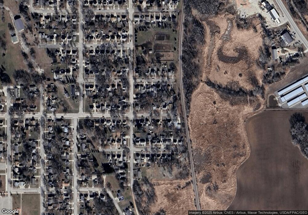 907 13th Ave SE, Austin, MN 55912 - photo 1