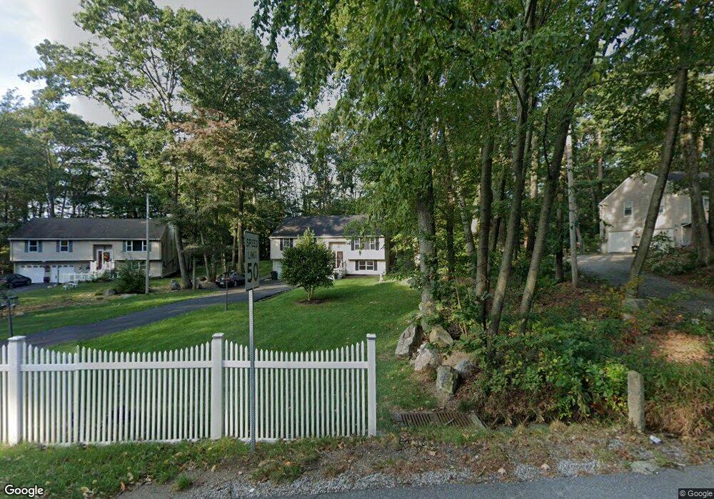 126 Huntoon Memorial Hwy, Rochdale, MA 01542 - photo 1