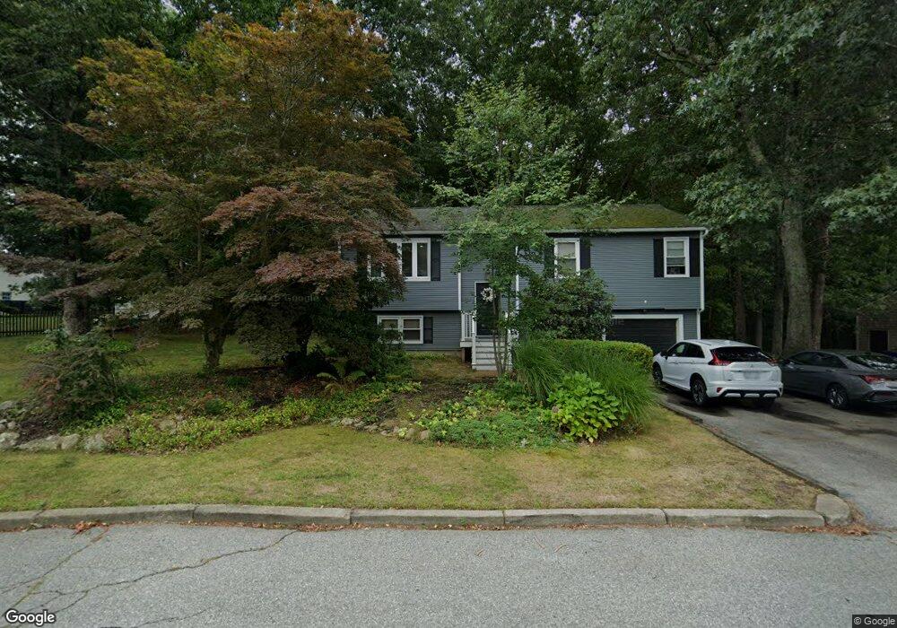 15 Oakridge Dr, West Warwick, RI 02893 - photo 1