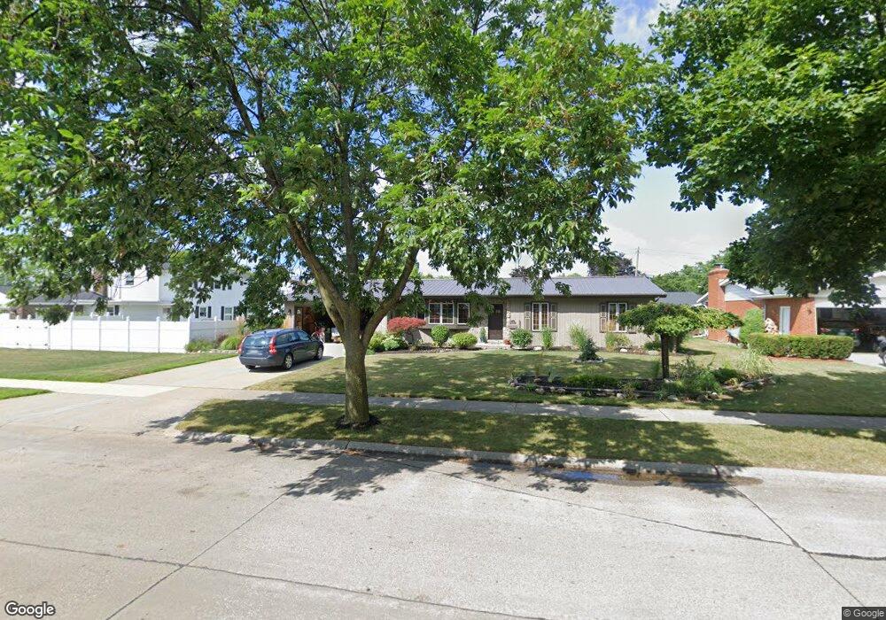 120 Frank Rd, Frankenmuth, MI 48734 - photo 1