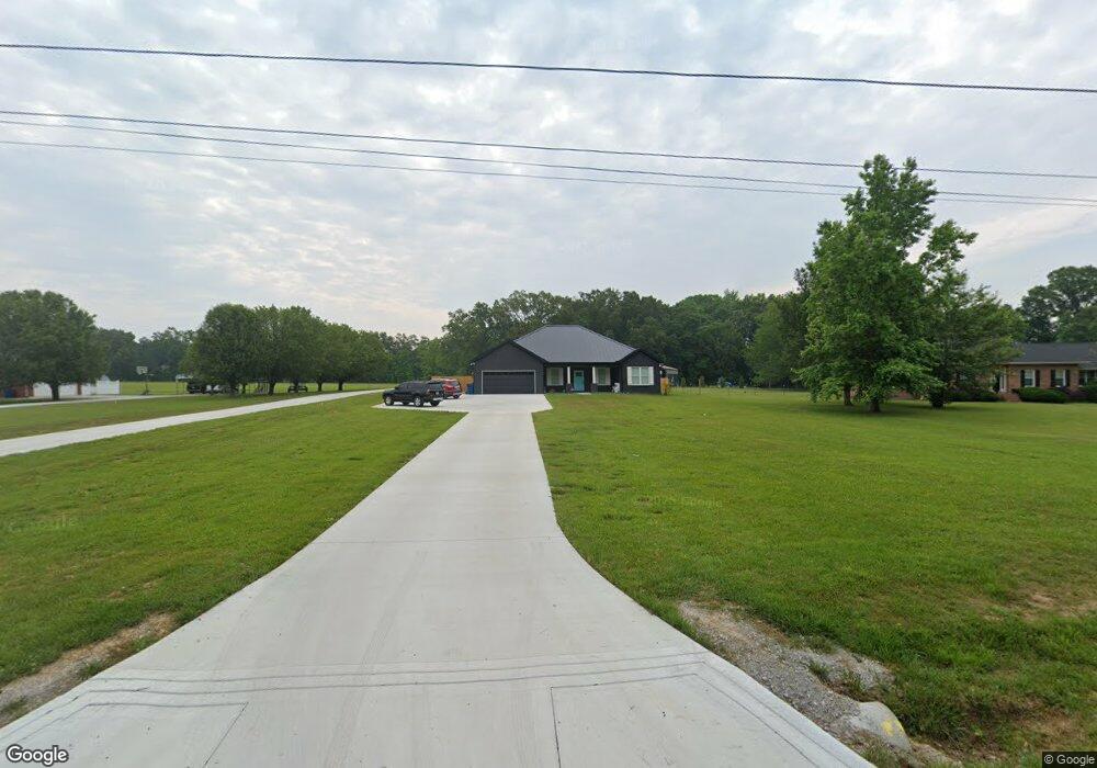 476 Shelton Rd, Manchester, TN 37355 - photo 1