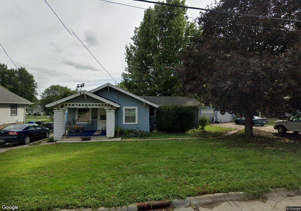 1212 Emma Ave, Des Moines, IA 50315 - photo 1