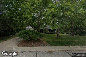 211 Cedar Dr, Manhattan, KS 66502
