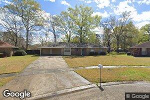 535 Hexham Rd, Baton Rouge, LA 70819
