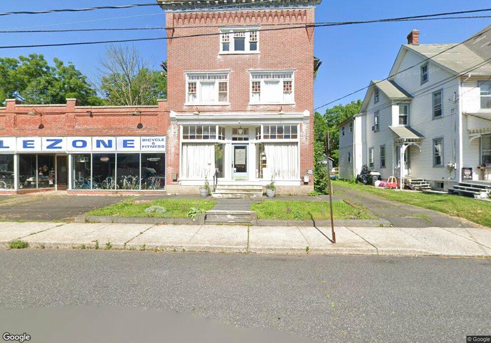 28 S 8th St, Quakertown, PA 18951 - photo 1