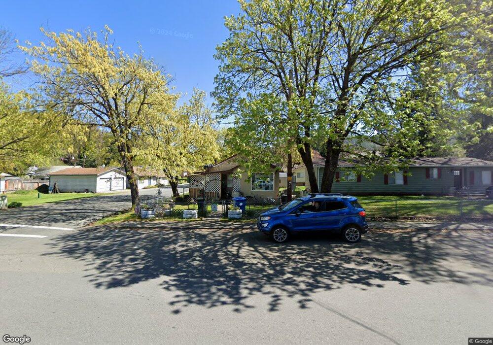 320 Broadway St, Rogue River, OR 97537 - photo 1