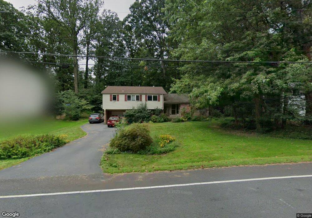 9103 Hamilton Dr, Fairfax, VA 22031 - photo 1