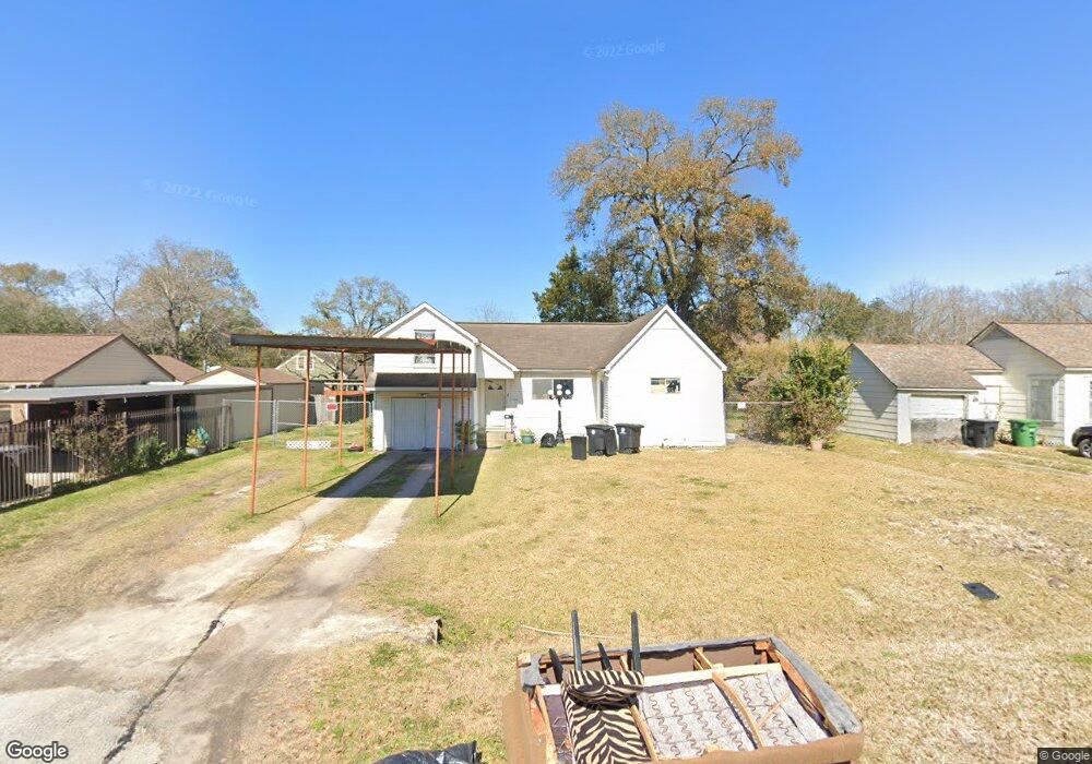 7815 Kingsley St, Houston, TX 77087 - photo 1