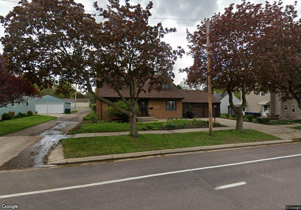 211 E Mabel St, Mankato, MN 56001 - photo 1