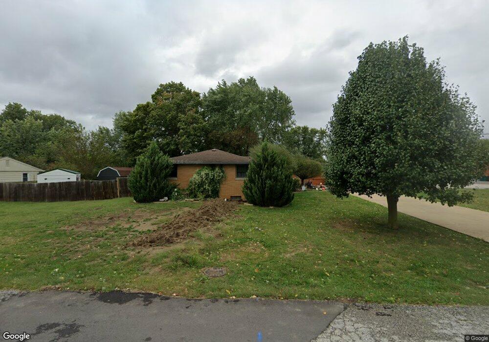 302 Lawndale Dr, Plainfield, IN 46168 - photo 1