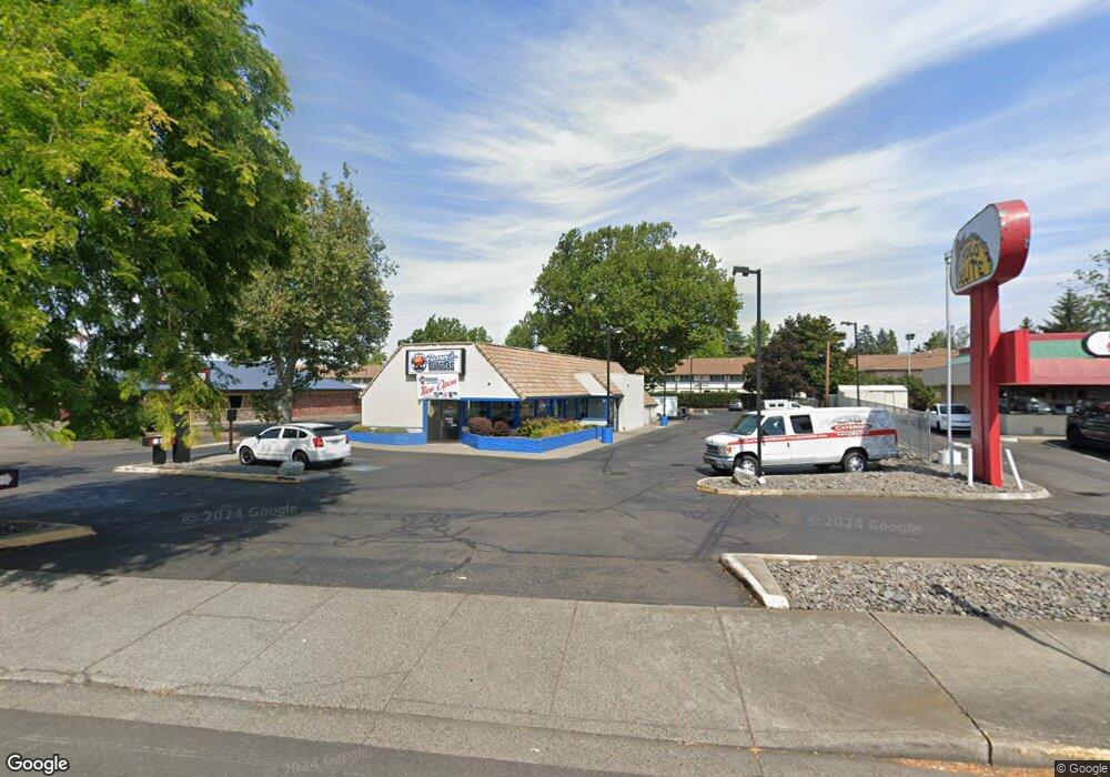 1850 Biddle Rd, Medford, OR 97504 - photo 1