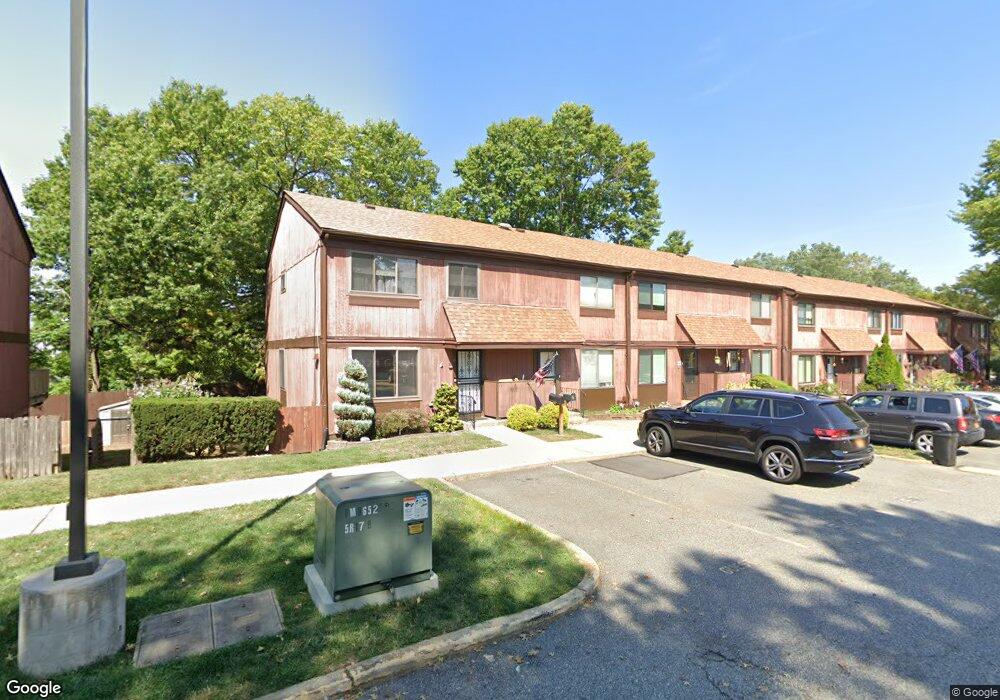 41 Bower Ct unit 53, Staten Island, NY 10309 - photo 1