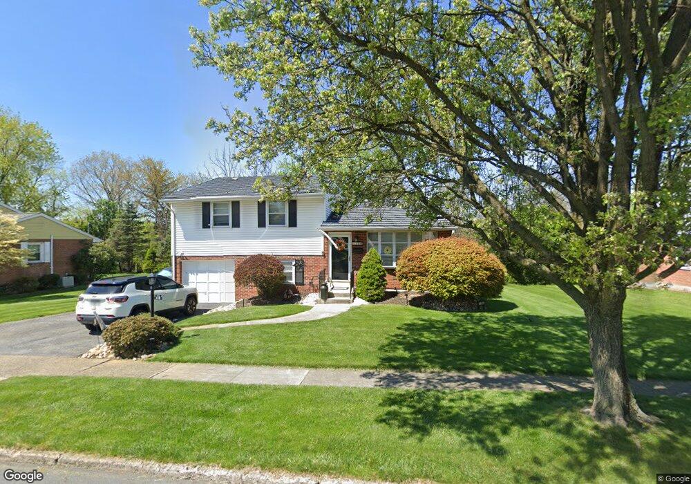 110 7th St, Whitehall, PA 18052 - photo 1